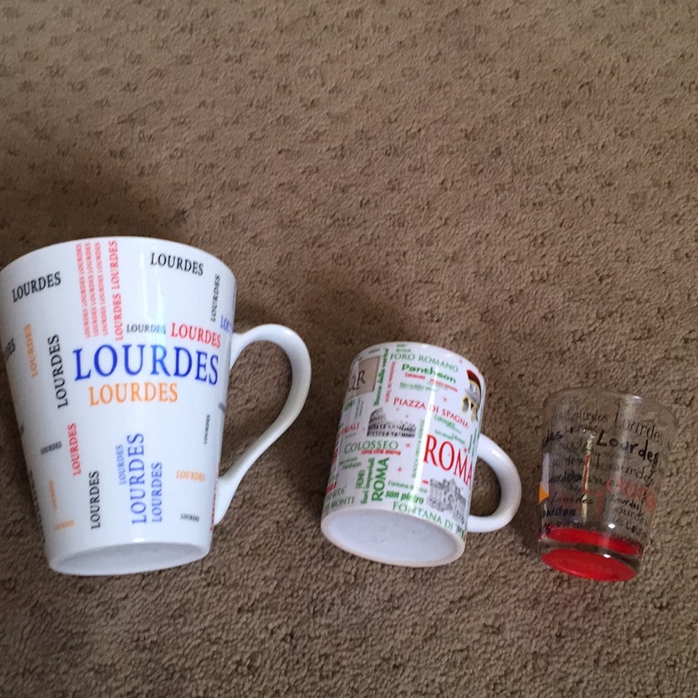 3 piece collectible set
